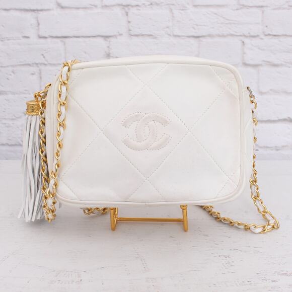 Chanel CC Camera Bag White Lambskin Leather Shoulder Crossbody Handbag A4050 - Picture 1 of 11